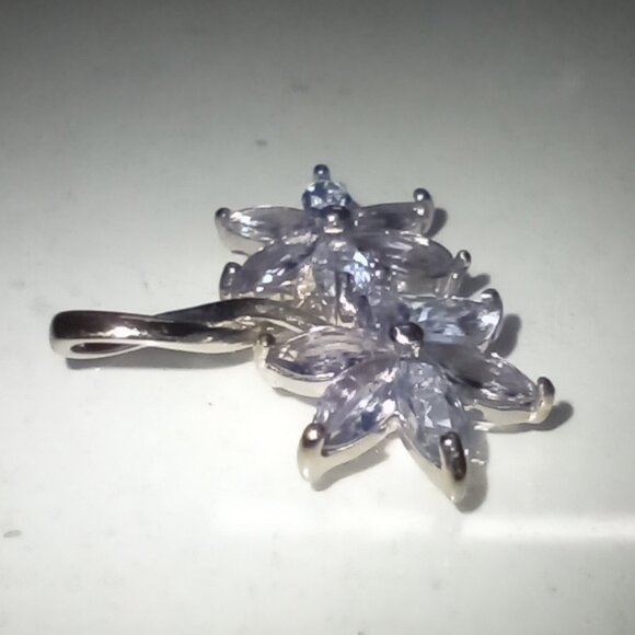 REDUCED!  10Kt White Gold 1.50ctw Marquise Tanzanite Flower Slide - Picture 3 of 4